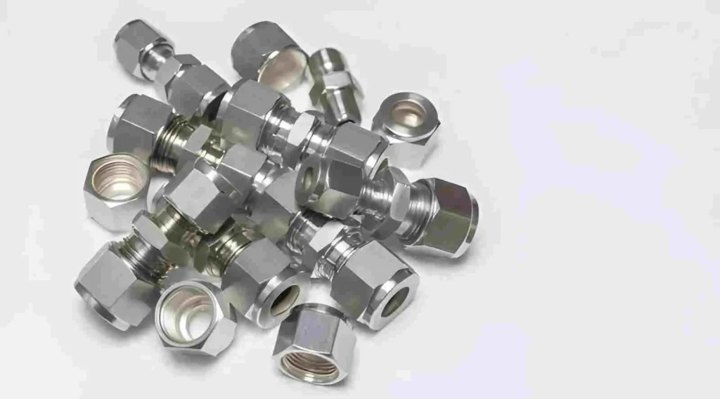 The image shows quick-connect 317 SS coupling fittings used for assembling compressed air, hydraulic, pneumatic, gas, and fuel line systems.