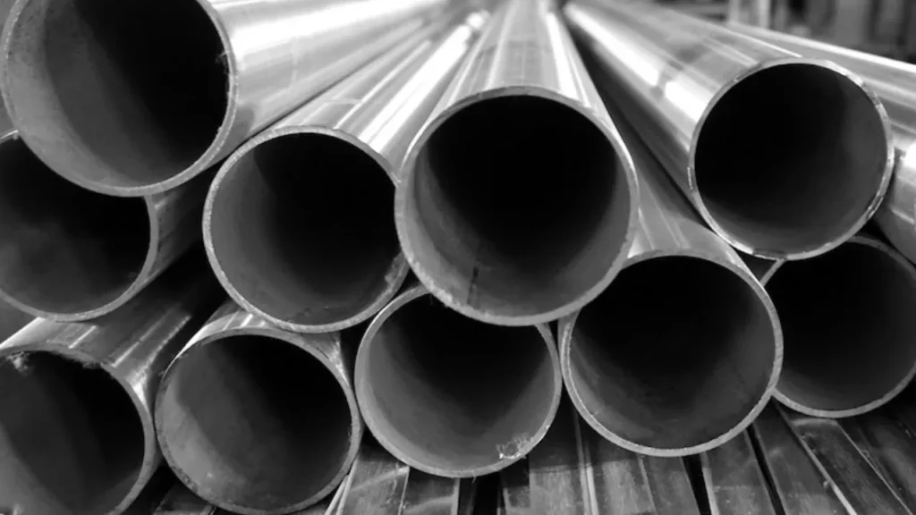Cose-up of 606 aluminum rods lying in the group horizontally