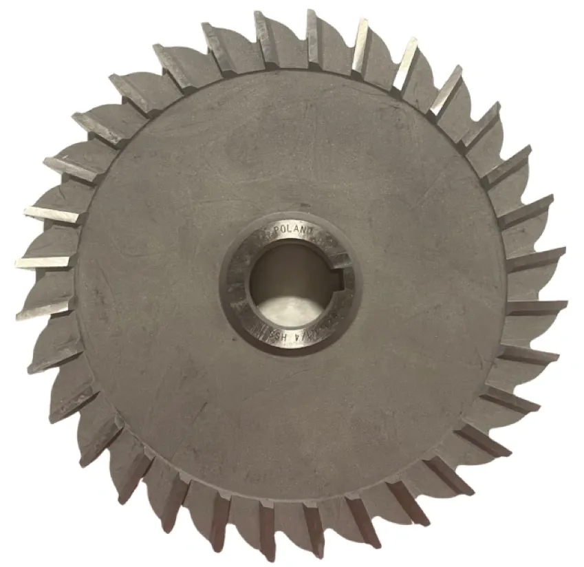 Front view of an HSS side milling cutter with straight peripheral teeth on a white background